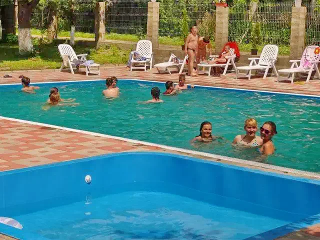 Ocna Șugatag Cazare | Motel (K1008-1) Imaginea poate fi supusă drepturilor de autor. Se recomandă contactarea titularului drepturilor.