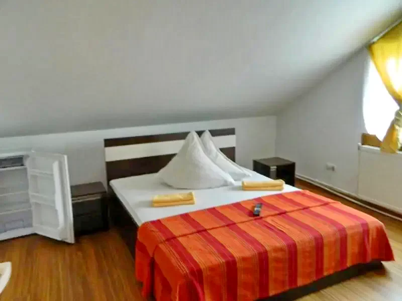 Aknasúgatag Szállás | Motel (K1008-8) A kép szerzői jogvédelem alatt állhat. Javasolt a kapcsolatfelvétel a jog tulajdonossal.