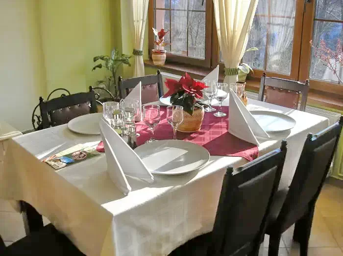 Băile Bálványos Cazare | Motel (K0065-6) Imaginea poate fi supusă drepturilor de autor. Se recomandă contactarea titularului drepturilor.