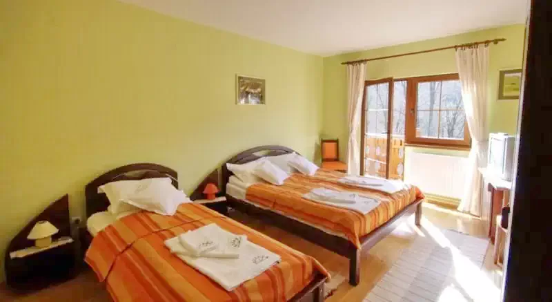 Bálványosfürdő Szállás | Motel (K0065-9) A kép szerzői jogvédelem alatt állhat. Javasolt a kapcsolatfelvétel a jog tulajdonossal.