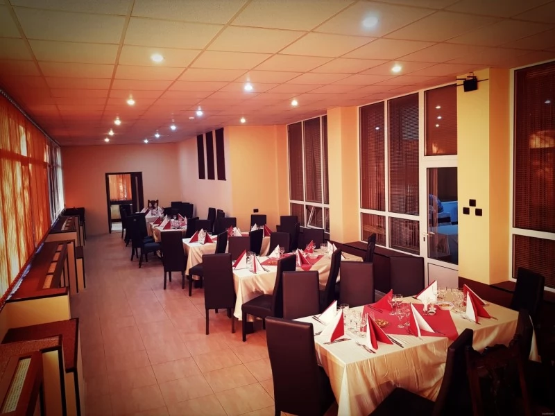 Lacu Sărat Cazare | Hotel*** (K1439-3) Imaginea poate fi supusă drepturilor de autor. Se recomandă contactarea titularului drepturilor.