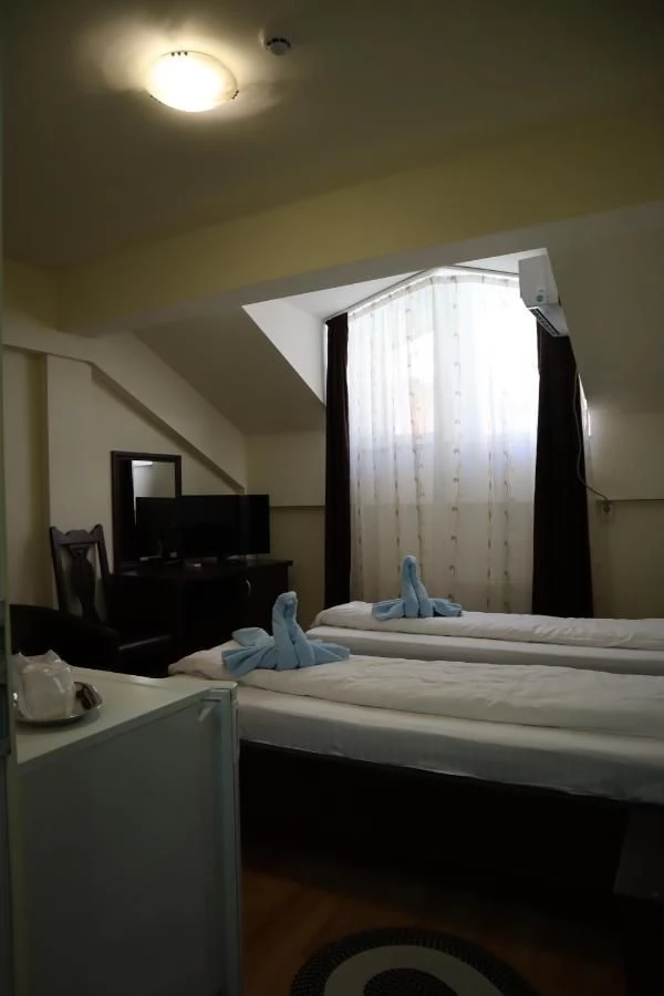 Lacu Sărat Cazare | Hotel*** (K1439-34) Imaginea poate fi supusă drepturilor de autor. Se recomandă contactarea titularului drepturilor.