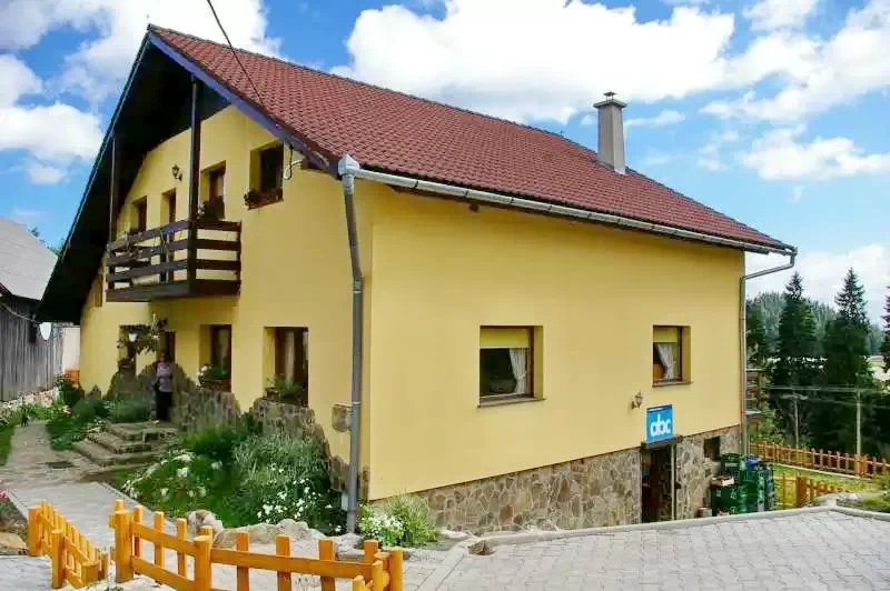 Hargitafürdő Szállás | Motel (K1217-41) A kép szerzői jogvédelem alatt állhat. Javasolt a kapcsolatfelvétel a jog tulajdonossal.