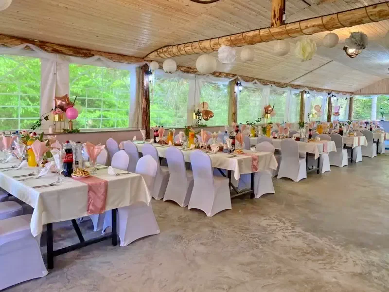 Băile Bálványos Cazare | Motel (K0410-26) Imaginea poate fi supusă drepturilor de autor. Se recomandă contactarea titularului drepturilor.