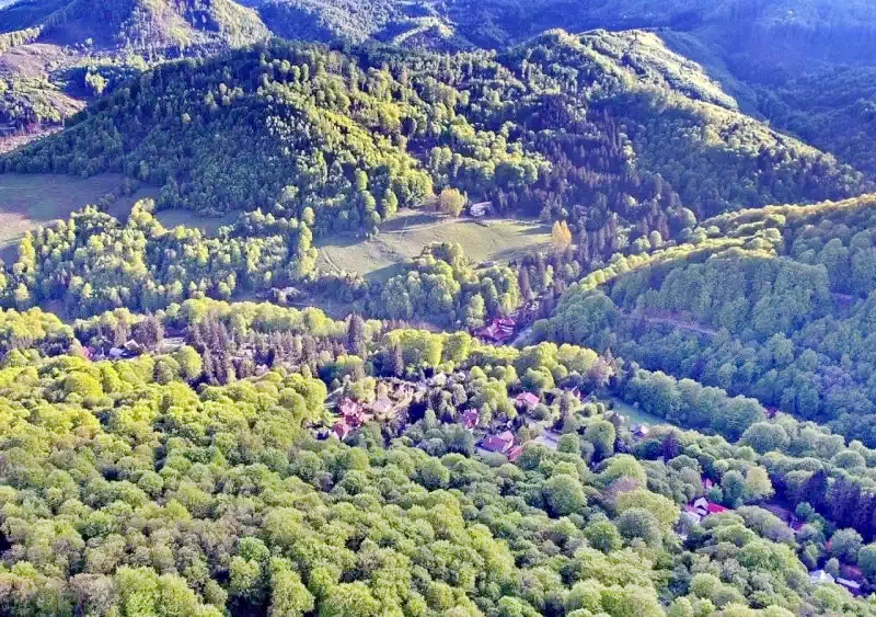 Băile Bálványos Cazare | Motel (K0410-40) Imaginea poate fi supusă drepturilor de autor. Se recomandă contactarea titularului drepturilor.