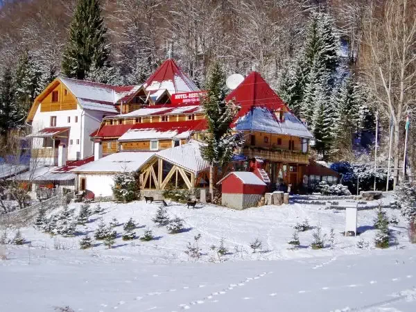 Băile Bálványos Cazare | Pensiune turistică (K0411-26) Imaginea poate fi supusă drepturilor de autor. Se recomandă contactarea titularului drepturilor.