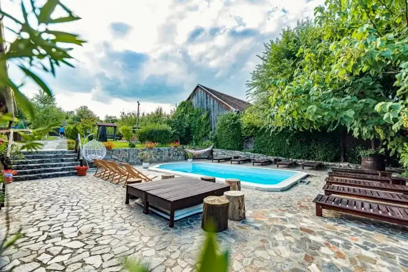 Felsőpián Szállás | Motel (K0554-21) A kép szerzői jogvédelem alatt állhat. Javasolt a kapcsolatfelvétel a jog tulajdonossal.