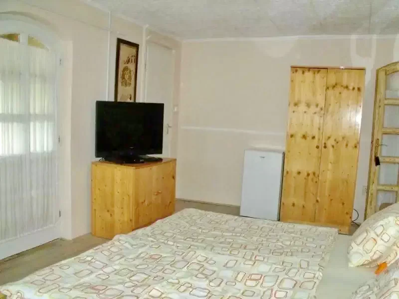 Gyula Szállás | Üdülőfalu (K0013-44) A kép szerzői jogvédelem alatt állhat. Javasolt a kapcsolatfelvétel a jog tulajdonossal.