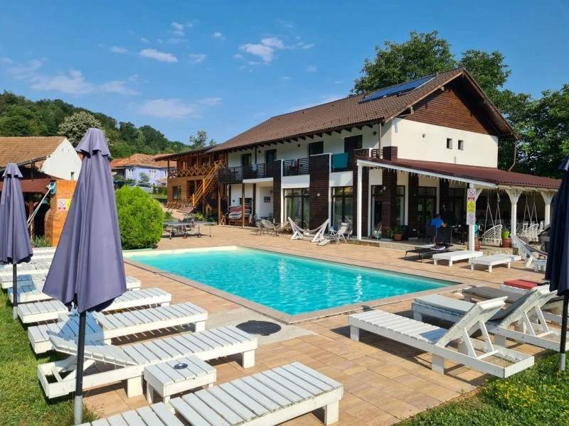 Pianu de Sus Cazare | Motel (K1551-46) Imaginea poate fi supusă drepturilor de autor. Se recomandă contactarea titularului drepturilor.