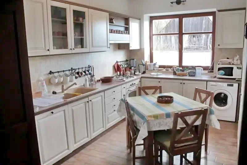 Szállás Darjiu - Cabana Új | Székelyderzs - Új Kulcsosház. A kép szerzői jogvédelem alatt állhat. Javasolt a kapcsolatfelvétel a jog tulajdonossal.