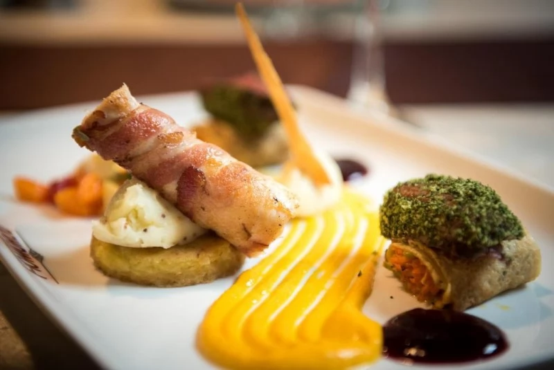 Băile Homorod Cazare | Pensiune turistică (K1234-16) Imaginea poate fi supusă drepturilor de autor. Se recomandă contactarea titularului drepturilor.