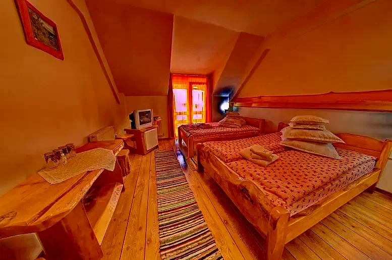 Gyimesközéplok Szállás | Motel (K0807-13) A kép szerzői jogvédelem alatt állhat. Javasolt a kapcsolatfelvétel a jog tulajdonossal.