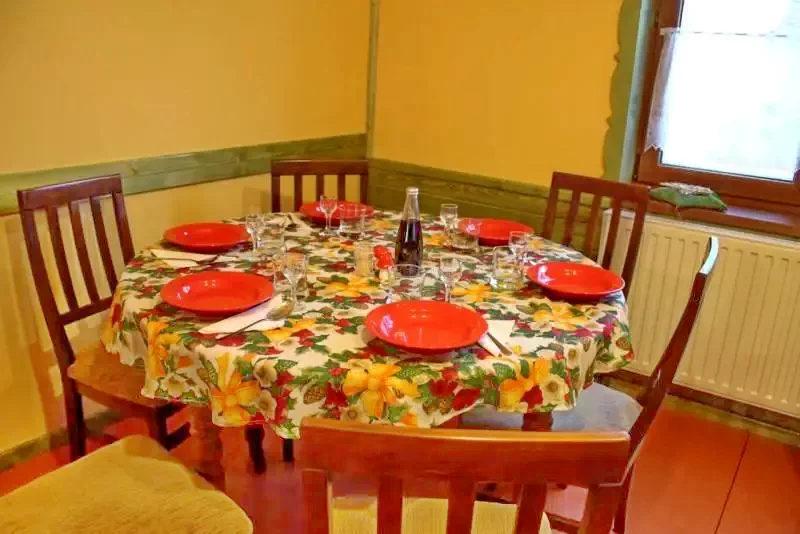 Harghita-Băi Cazare | Cabană (K1204-7) Imaginea poate fi supusă drepturilor de autor. Se recomandă contactarea titularului drepturilor.