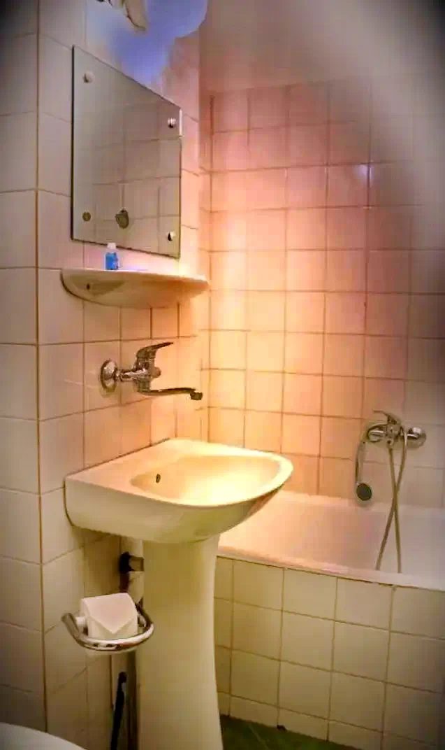 Szováta Szállás | Hotel** (K0023-14) A kép szerzői jogvédelem alatt állhat. Javasolt a kapcsolatfelvétel a jog tulajdonossal. Szováta Szállás | Hotel** (K0023-14) A kép szerzői jogvédelem alatt állhat. Javasolt a kapcsolatfelvétel a jog tulajdonossal.