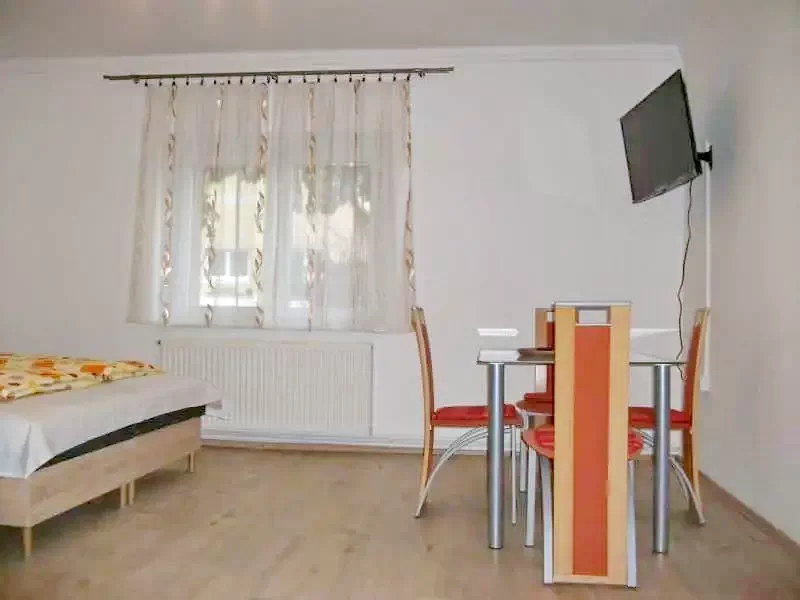 Mișcolț Cazare | Hotel**** (K0863-39) Imaginea poate fi supusă drepturilor de autor. Se recomandă contactarea titularului drepturilor.