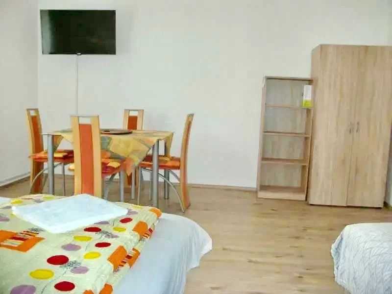 Mișcolț Cazare | Hotel**** (K0863-42) Imaginea poate fi supusă drepturilor de autor. Se recomandă contactarea titularului drepturilor.