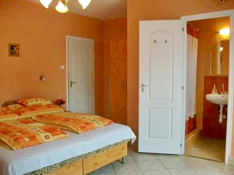 Mișcolț Cazare | Hotel**** (K0862-25) Imaginea poate fi supusă drepturilor de autor. Se recomandă contactarea titularului drepturilor.