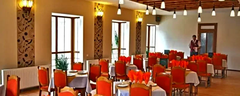 Szováta Szállás | Kemping / turistapihenő (K0063-4) A kép szerzői jogvédelem alatt állhat. Javasolt a kapcsolatfelvétel a jog tulajdonossal.