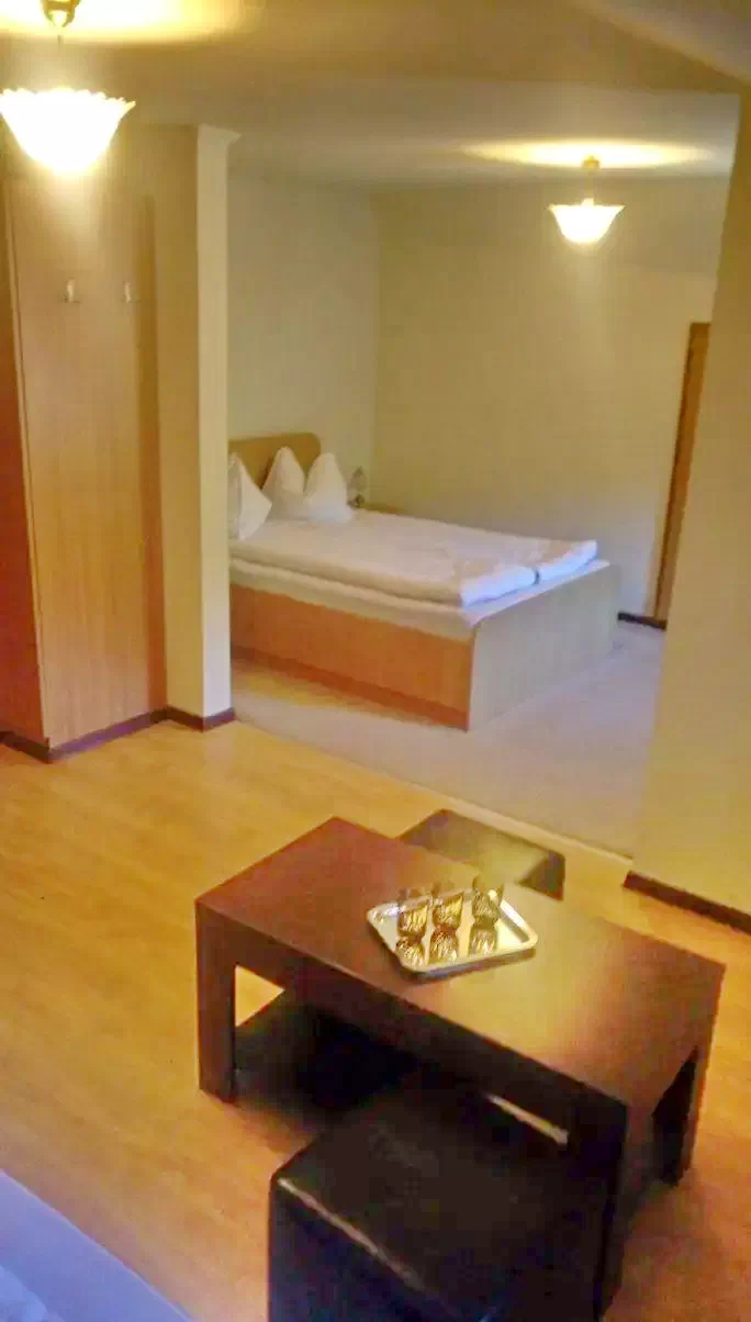 Szováta Szállás | Kemping / turistapihenő (K0063-15) A kép szerzői jogvédelem alatt állhat. Javasolt a kapcsolatfelvétel a jog tulajdonossal.