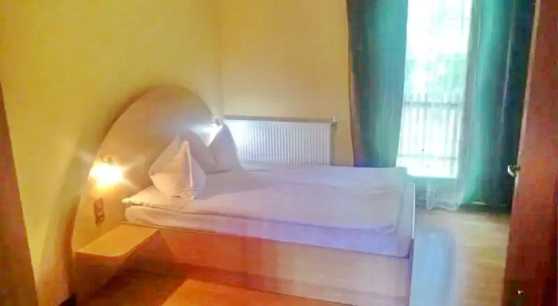 Sovata Cazare | Vila (K0063-27) Imaginea poate fi supusă drepturilor de autor. Se recomandă contactarea titularului drepturilor.