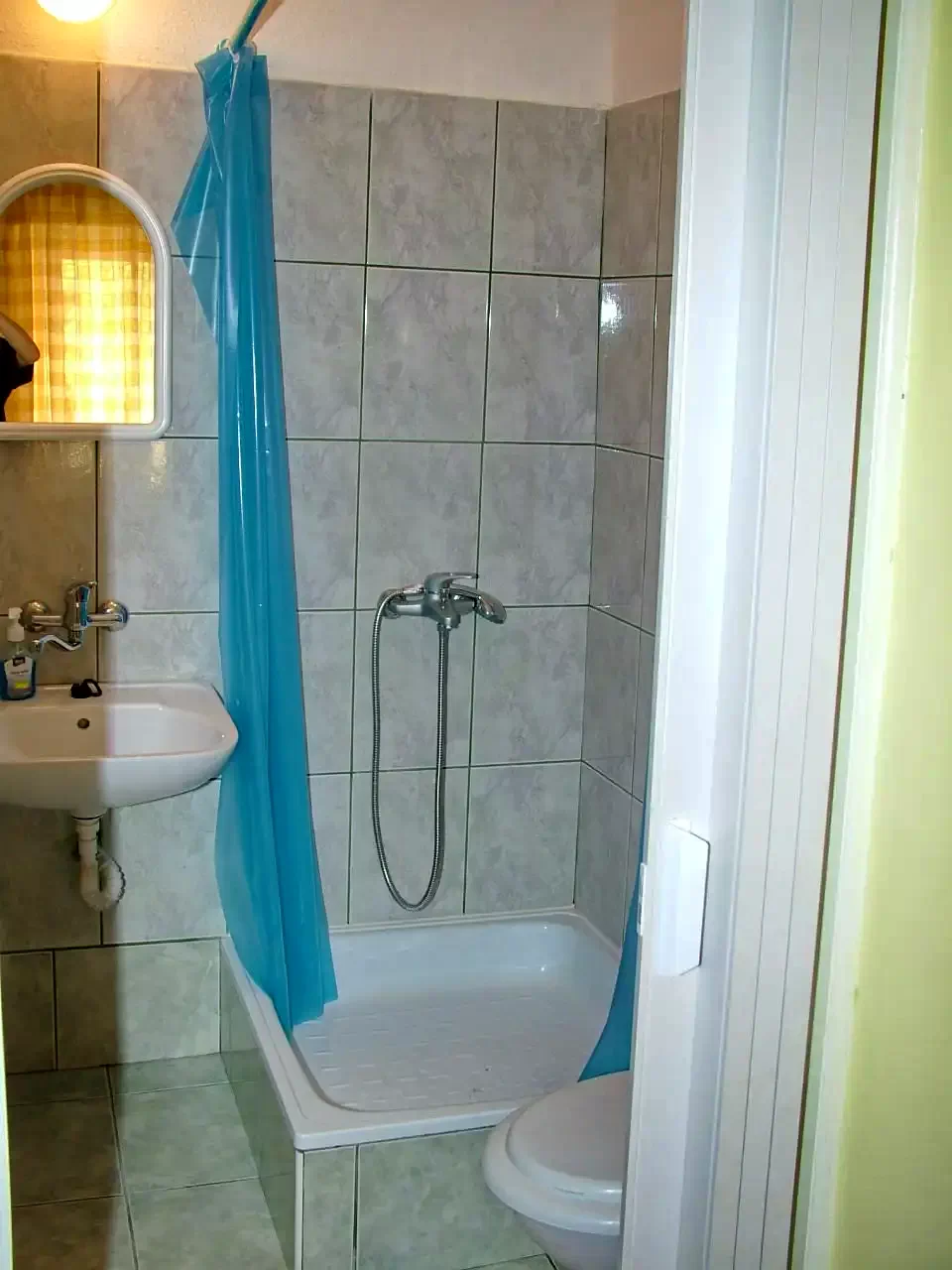 Szováta Szállás | Üdülőfalu (K0157-12) A kép szerzői jogvédelem alatt állhat. Javasolt a kapcsolatfelvétel a jog tulajdonossal.