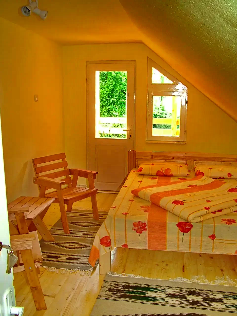 Sovata Cazare | Sat de vacanță (K0157-13) Imaginea poate fi supusă drepturilor de autor. Se recomandă contactarea titularului drepturilor.