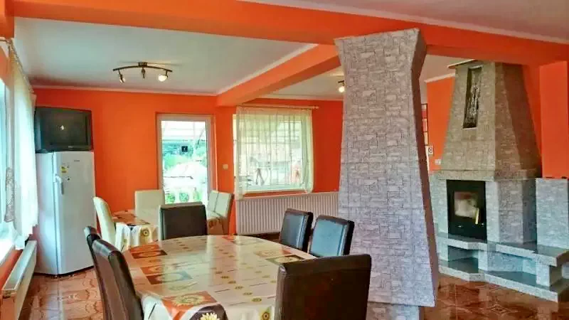 Sovata Cazare | Motel (K0164-18) Imaginea poate fi supusă drepturilor de autor. Se recomandă contactarea titularului drepturilor.