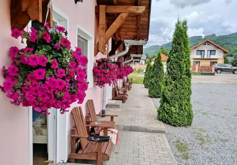 Szováta Szállás | Motel (K0164-25) A kép szerzői jogvédelem alatt állhat. Javasolt a kapcsolatfelvétel a jog tulajdonossal.