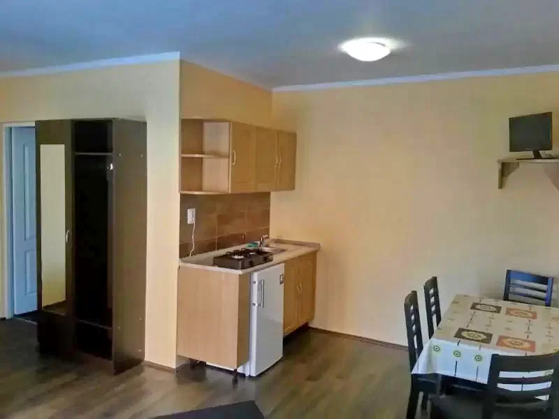 Sovata Cazare | Motel (K0164-27) Imaginea poate fi supusă drepturilor de autor. Se recomandă contactarea titularului drepturilor.