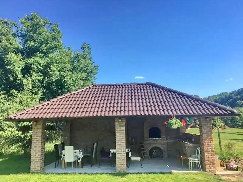 Sovata Cazare | Motel (K0166-9) Imaginea poate fi supusă drepturilor de autor. Se recomandă contactarea titularului drepturilor.