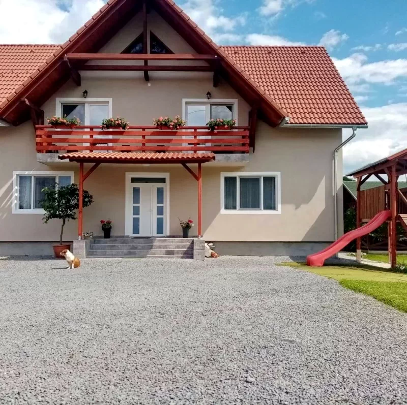 Sovata Cazare | Hotel**** (K0175-23) Imaginea poate fi supusă drepturilor de autor. Se recomandă contactarea titularului drepturilor.