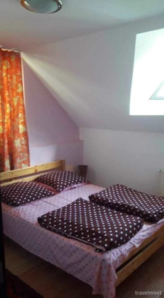 Sovata Cazare | Cabană (K0192-21) Imaginea poate fi supusă drepturilor de autor. Se recomandă contactarea titularului drepturilor. Sovata Cazare | Cabană (K0192-21) Imaginea poate fi supusă drepturilor de autor. Se recomandă contactarea titularului drepturilor.