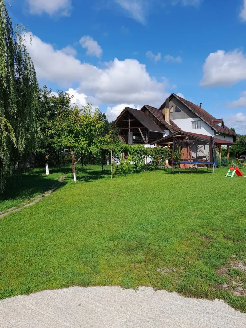 Sovata Cazare | Cabană (K0192-30) Imaginea poate fi supusă drepturilor de autor. Se recomandă contactarea titularului drepturilor. Sovata Cazare | Cabană (K0192-30) Imaginea poate fi supusă drepturilor de autor. Se recomandă contactarea titularului drepturilor.