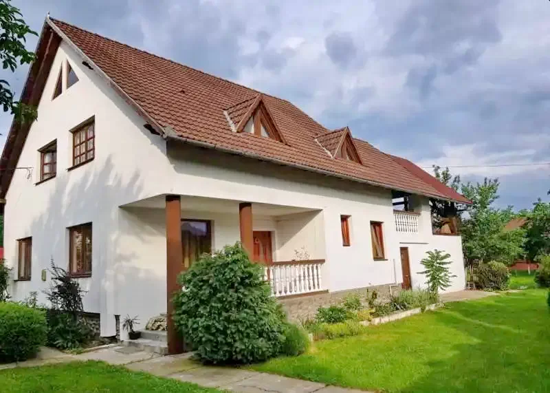 Szováta Szállás | Kulcsosház (K0192-41) A kép szerzői jogvédelem alatt állhat. Javasolt a kapcsolatfelvétel a jog tulajdonossal.