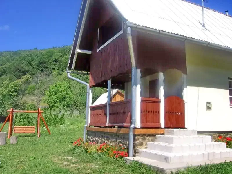 Sovata Cazare | Cabană (K0210-23) Imaginea poate fi supusă drepturilor de autor. Se recomandă contactarea titularului drepturilor. Sovata Cazare | Cabană (K0210-23) Imaginea poate fi supusă drepturilor de autor. Se recomandă contactarea titularului drepturilor.