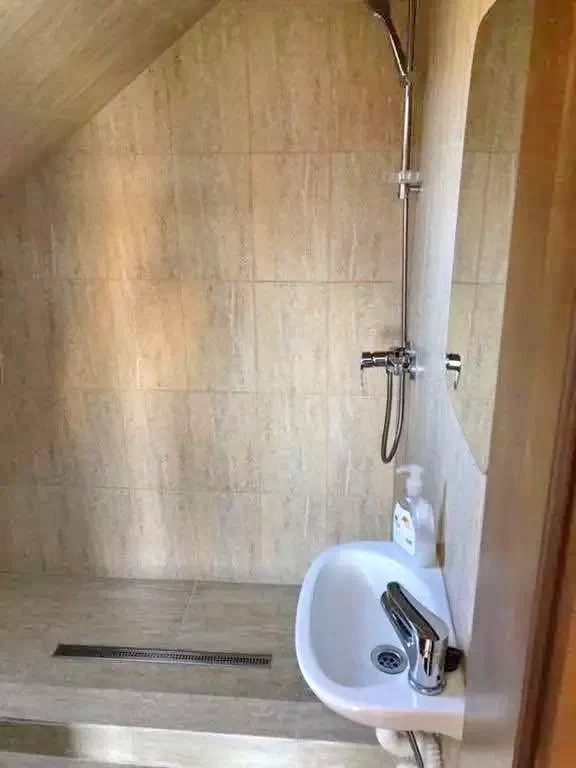 Szállás Sovata - Casa de vacanță Bambi | Szováta - Bambi Vendégház. A kép szerzői jogvédelem alatt állhat. Javasolt a kapcsolatfelvétel a jog tulajdonossal.