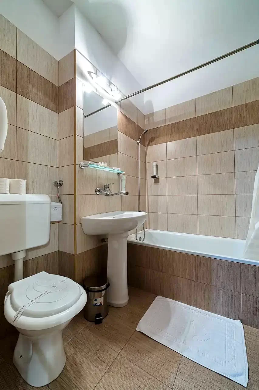 Szováta Szállás | Turisztikai panzió (K0062-36) A kép szerzői jogvédelem alatt állhat. Javasolt a kapcsolatfelvétel a jog tulajdonossal.