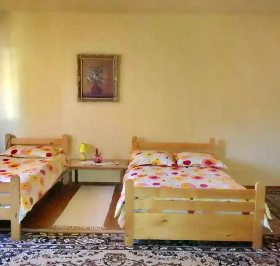 Szováta Szállás | Üdülőfalu (K0243-24) A kép szerzői jogvédelem alatt állhat. Javasolt a kapcsolatfelvétel a jog tulajdonossal.