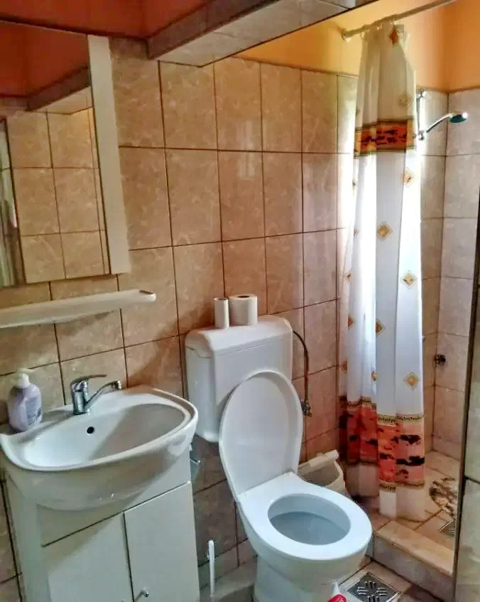 Szováta Szállás | Üdülőfalu (K0243-27) A kép szerzői jogvédelem alatt állhat. Javasolt a kapcsolatfelvétel a jog tulajdonossal.