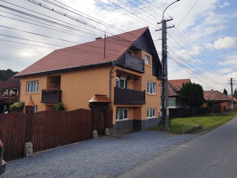 Szováta Szállás | Üdülőfalu (K0243-31) A kép szerzői jogvédelem alatt állhat. Javasolt a kapcsolatfelvétel a jog tulajdonossal.