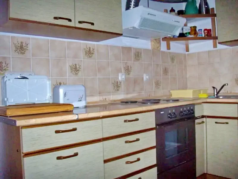 Sovata Cazare | Sat de vacanță (K0265-4) Imaginea poate fi supusă drepturilor de autor. Se recomandă contactarea titularului drepturilor.