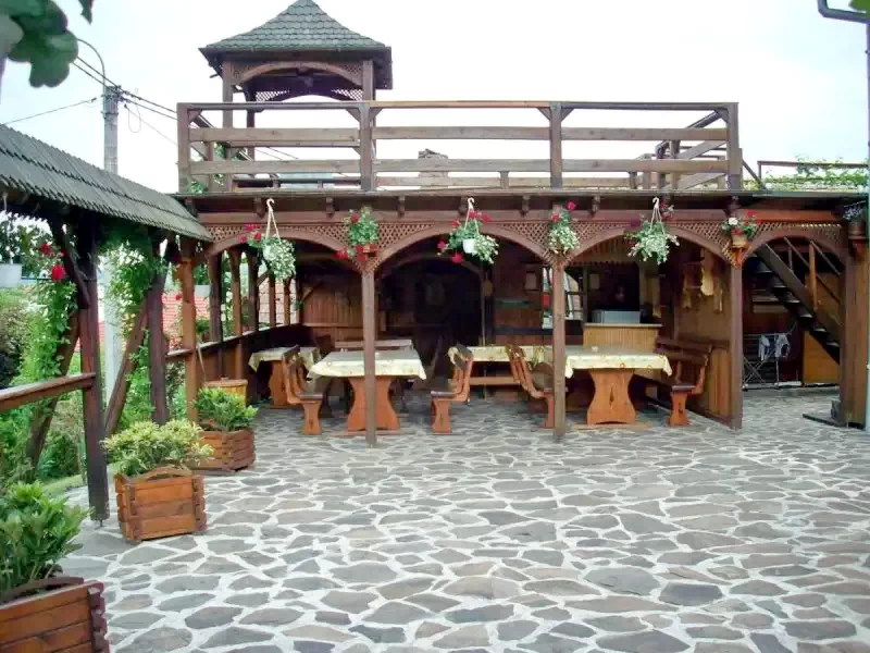 Sovata Cazare | Sat de vacanță (K0265-6) Imaginea poate fi supusă drepturilor de autor. Se recomandă contactarea titularului drepturilor.