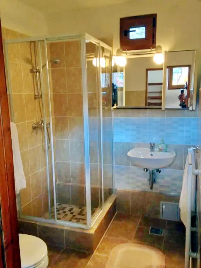 Sovata Cazare | Sat de vacanță (K0265-17) Imaginea poate fi supusă drepturilor de autor. Se recomandă contactarea titularului drepturilor.