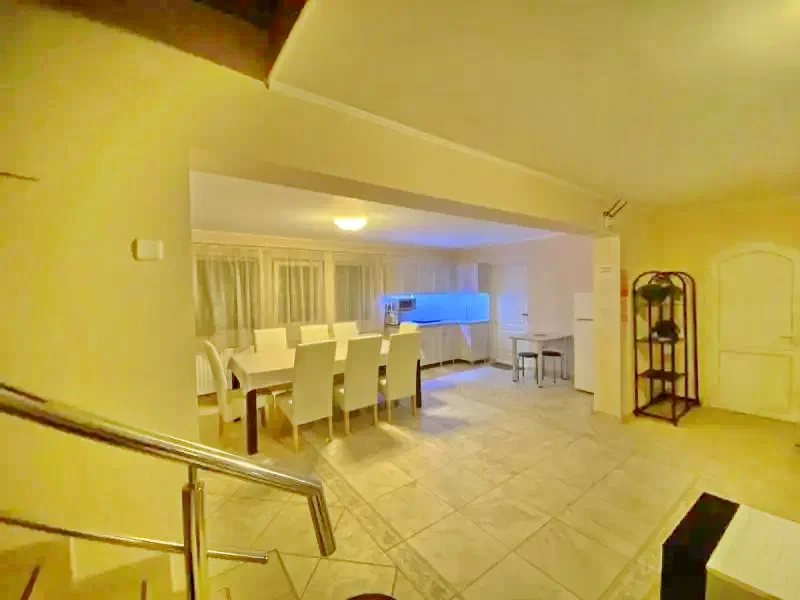 Sovata Cazare | Motel (K0267-11) Imaginea poate fi supusă drepturilor de autor. Se recomandă contactarea titularului drepturilor.