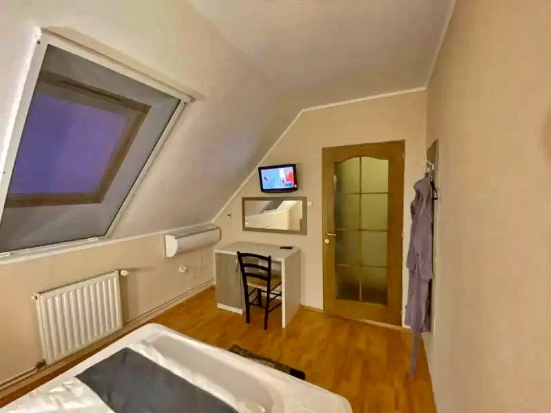 Szováta Szállás | Motel (K0267-20) A kép szerzői jogvédelem alatt állhat. Javasolt a kapcsolatfelvétel a jog tulajdonossal.