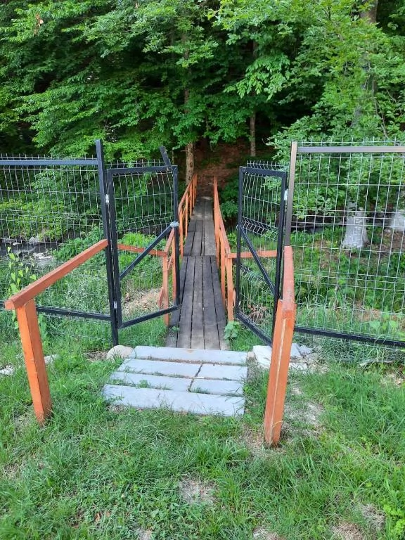 Szováta Szállás | Kemping / turistapihenő (K0315-34) A kép szerzői jogvédelem alatt állhat. Javasolt a kapcsolatfelvétel a jog tulajdonossal.