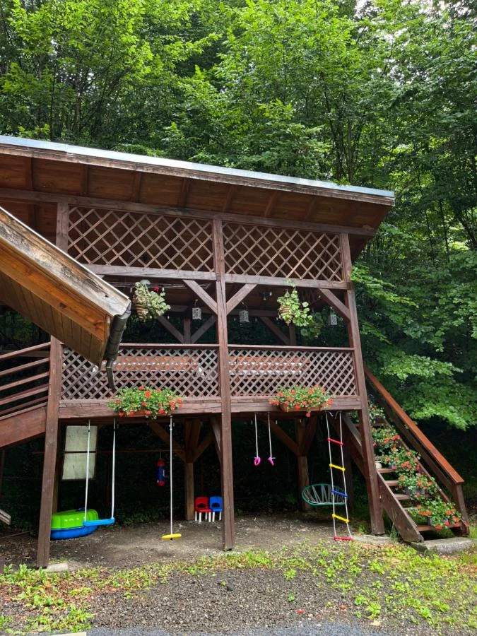 Szállás Sovata - Vila Sissi *** | Szováta - Sissi Villa ***. A kép szerzői jogvédelem alatt állhat. Javasolt a kapcsolatfelvétel a jog tulajdonossal.