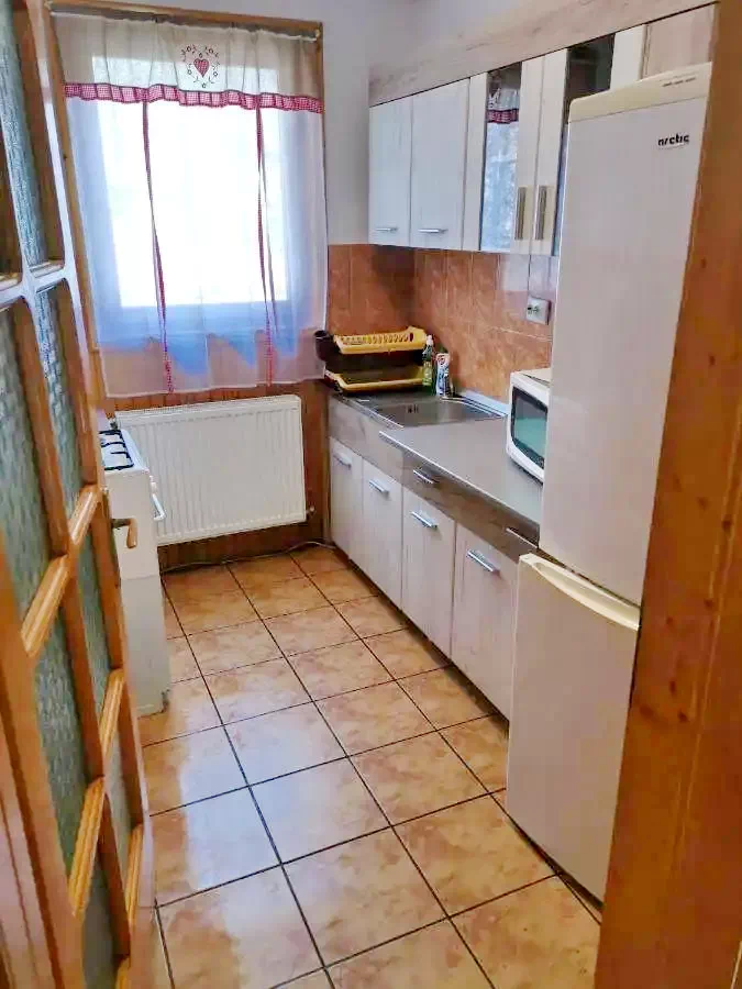 Szováta Szállás | Üdülőfalu (K0319-3) A kép szerzői jogvédelem alatt állhat. Javasolt a kapcsolatfelvétel a jog tulajdonossal.