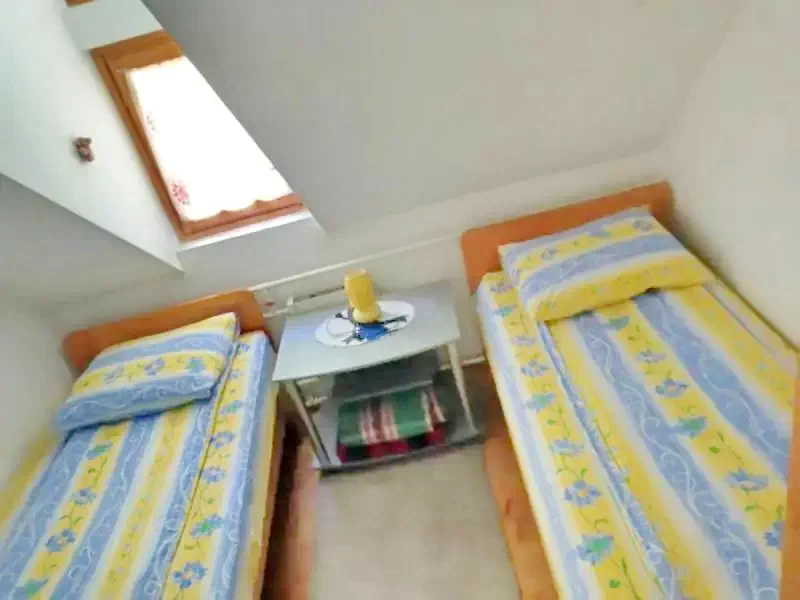 Sovata Cazare | Sat de vacanță (K0319-7) Imaginea poate fi supusă drepturilor de autor. Se recomandă contactarea titularului drepturilor.