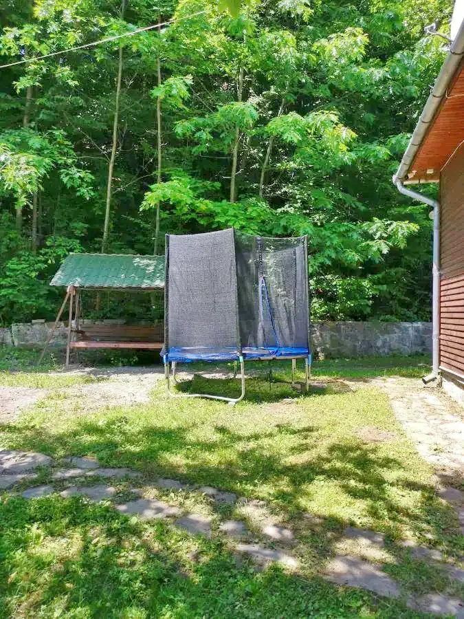 Szállás Sovata - Cabana Anita | Szováta - Anita Kulcsosház. A kép szerzői jogvédelem alatt állhat. Javasolt a kapcsolatfelvétel a jog tulajdonossal.